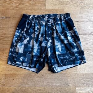 Lululemon Athletica Men's Navy Tie-Dye Athletic Shorts